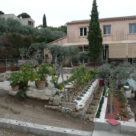 לינה וארוחת בוקר Caumont-sur-Durance Chez Elles 2 מראה חיצוני תמונה